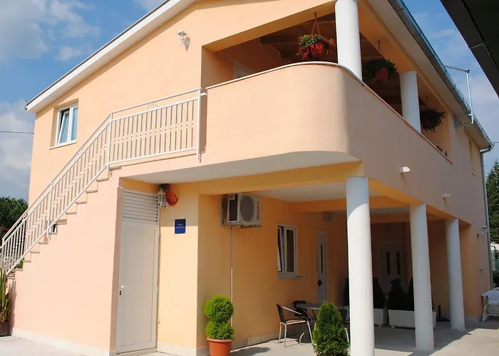 Apartments Kairos - Bili 9