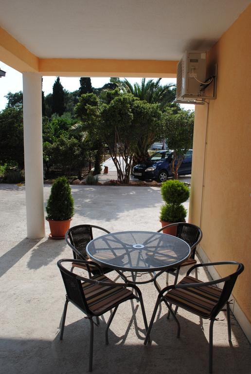 Kairos - Bili 9 Apartment Kastela